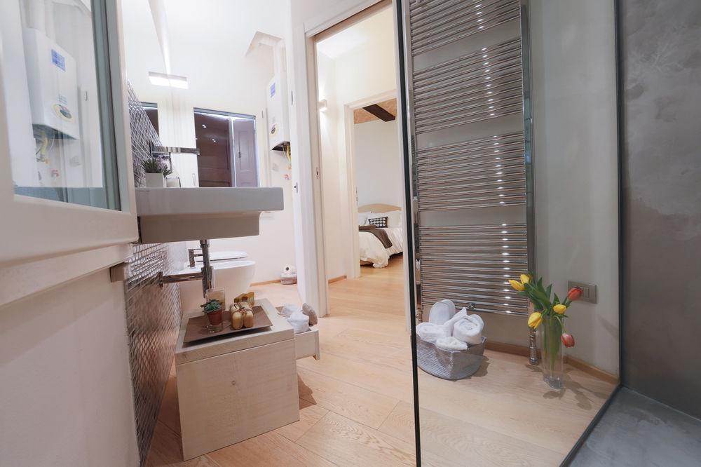 Emilia Suite Módena Exterior foto
